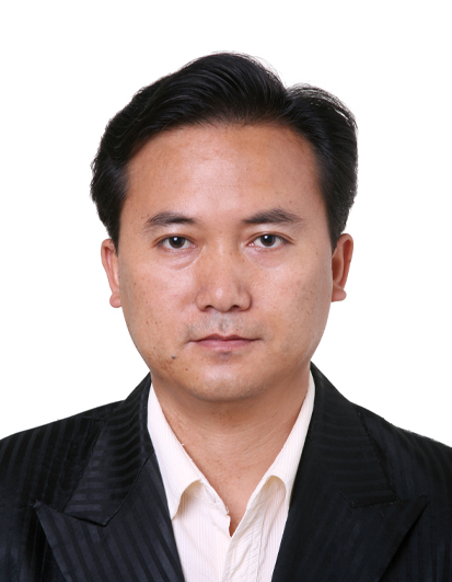 李毅