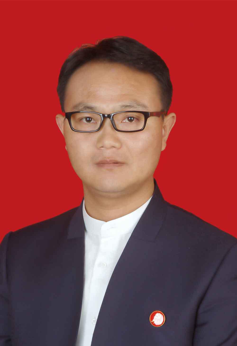 张吉青